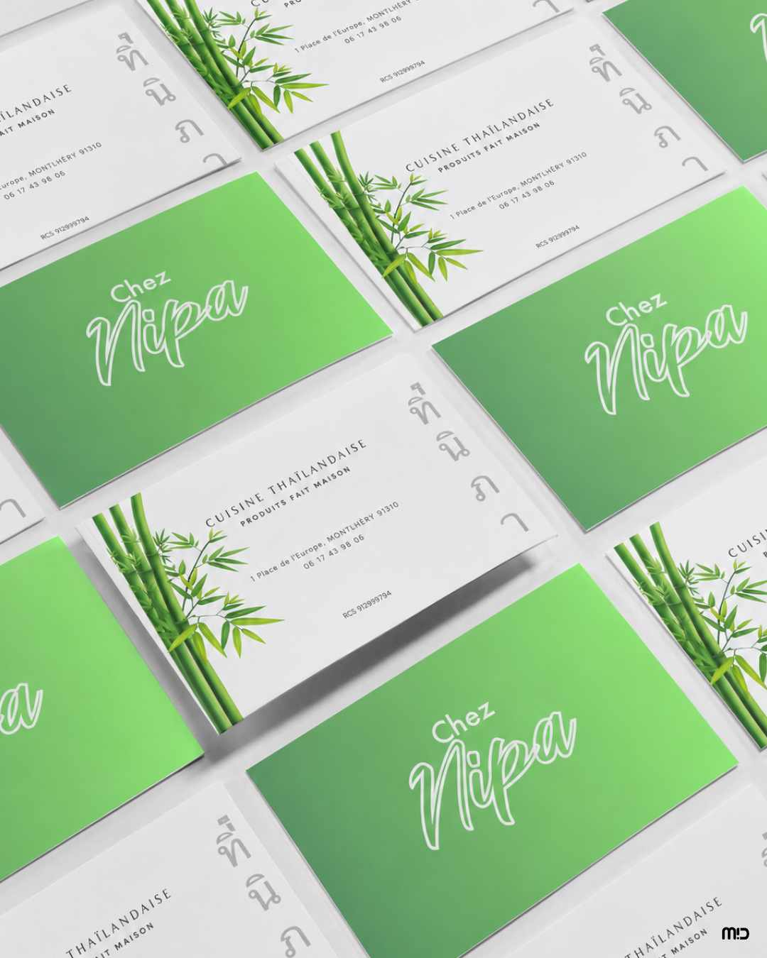Mise en scène des cartes de visite du restaurant thaïlandais Chez Nipa